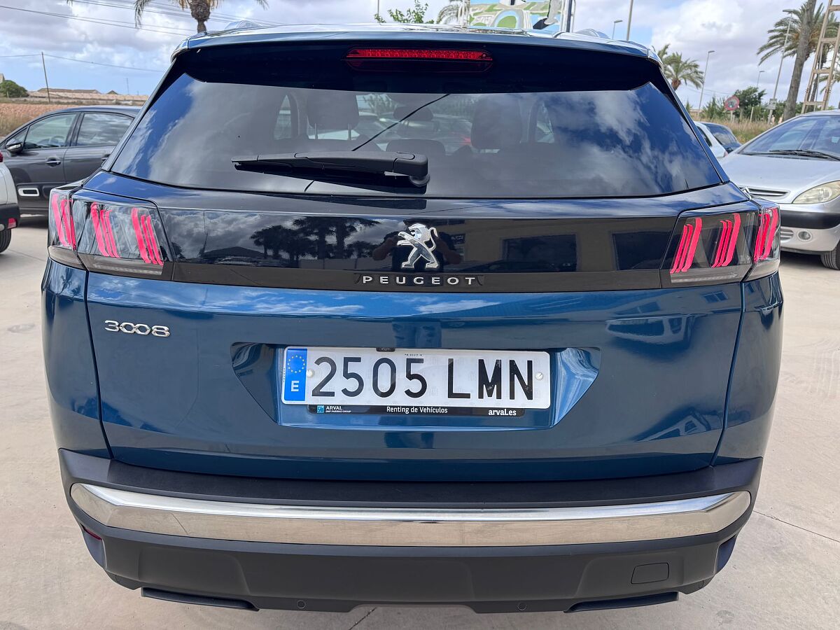 PEUGEOT 3008 ALLURE 1.2. E-THP AUTO SPANISH LHD IN SPAIN ONLY 72000 MILES 2021
